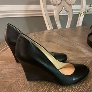 Jessica Simpson wedges
